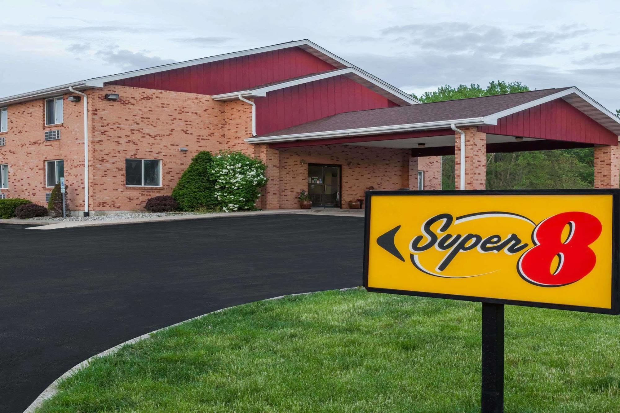 Hotel Super 8 By Wyndham Watseka Exteriér fotografie