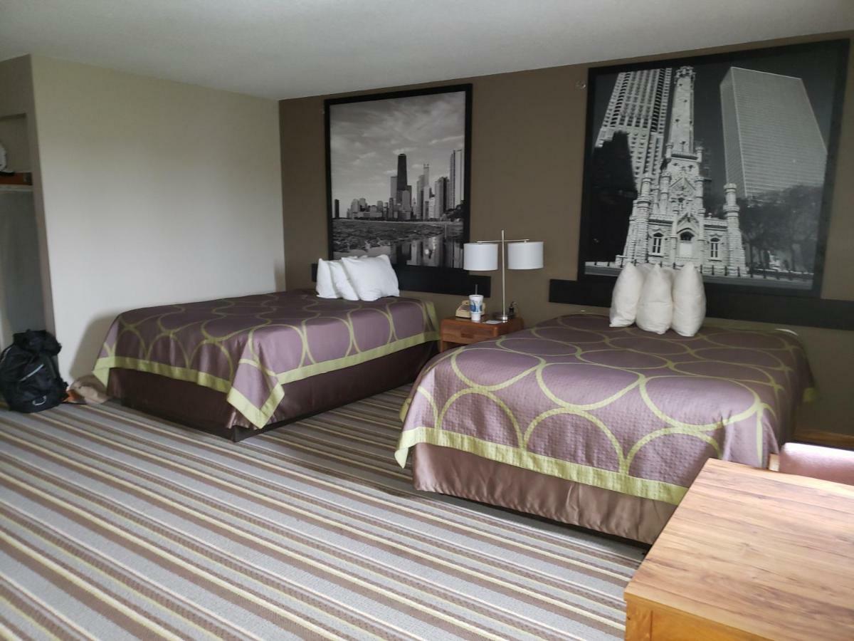 Hotel Super 8 By Wyndham Watseka Exteriér fotografie